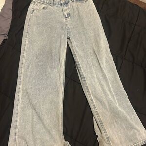 mens light-wash denim baggy jeans